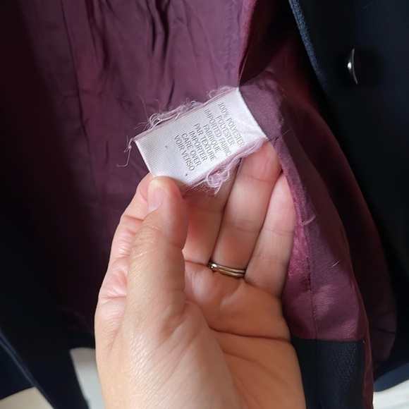 Anne Klein Blue Tailored Blazer with Notched Lapels - Picture 5 of 9